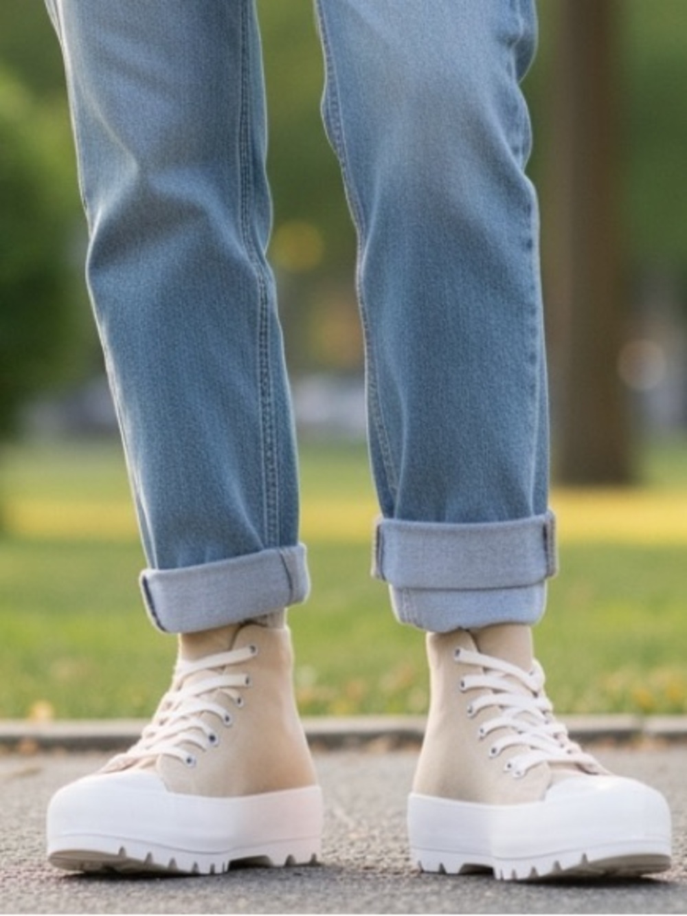 Sincerely Jules Vespa Platform High Top Sneakers Women’s 6.5 Tan Chunky Lug Sole